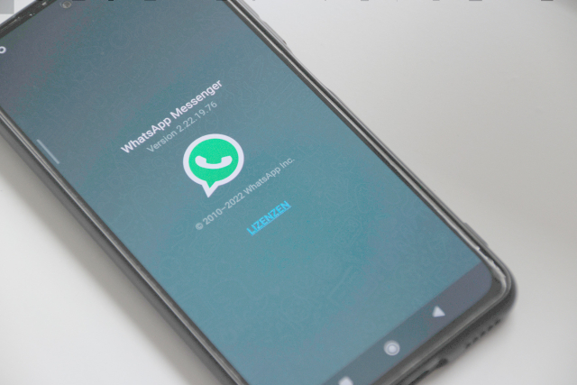 WhatsApp auf einem Smartphone