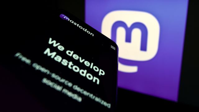 Mastodon-Logo und -Schriftzug