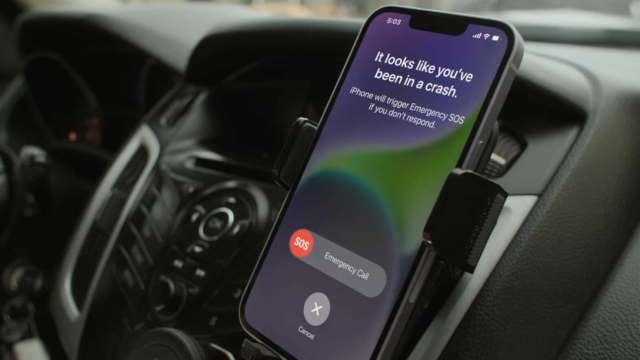 Notfallwarnung auf iPhone im Auto