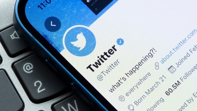 Twitter-Account von Twitter auf Smartphone