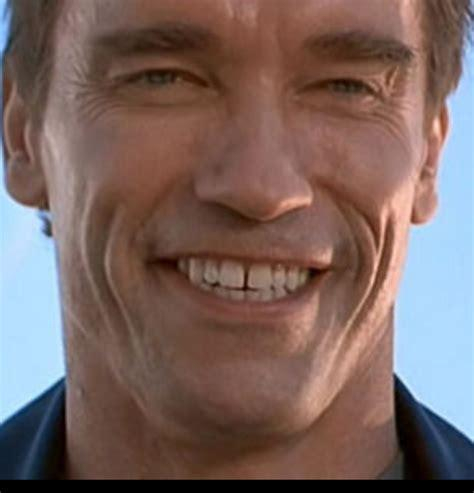 Der Terminator muss grinsen.