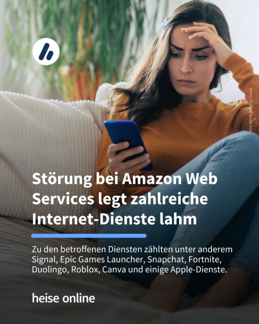 Auf dem Bild sieht man eine Frau auf einem Sofa mit einem Smartphone in der Hand. Im Bild steht: "Störung bei Amazon Web Services legt zahlreiche Internet-Dienste lahm" dadrunter steht: "Zu den betroffenen Diensten zählten unter anderem Signal, Epic Games Launcher, Snapchat, Fortnite, Duolingo, Roblox, Canva und einige Apple-Dienste."